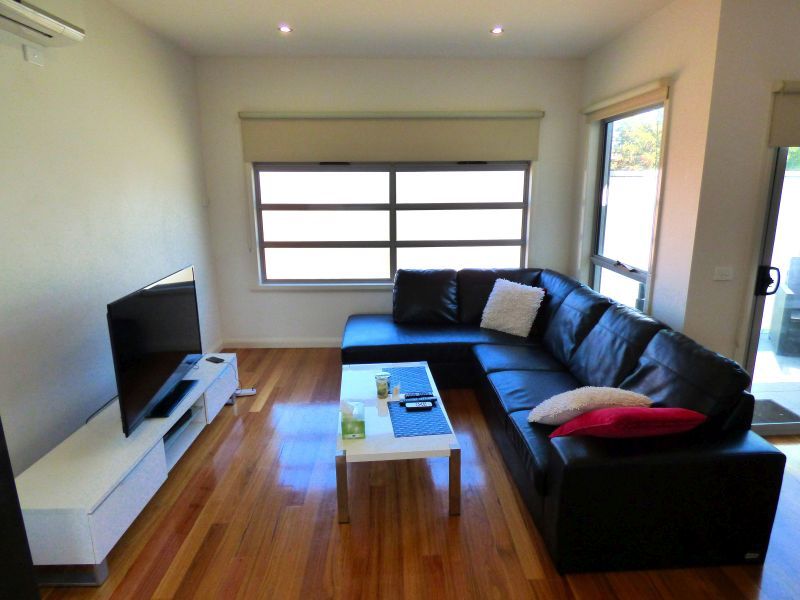 2/90 Wood Street, Preston, VIC 3072