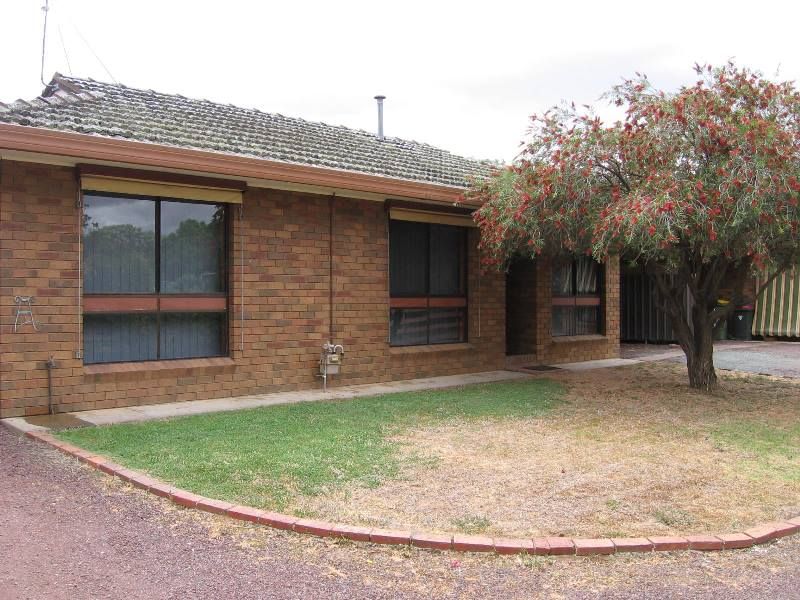 13 Hart Street, Rochester VIC 3561