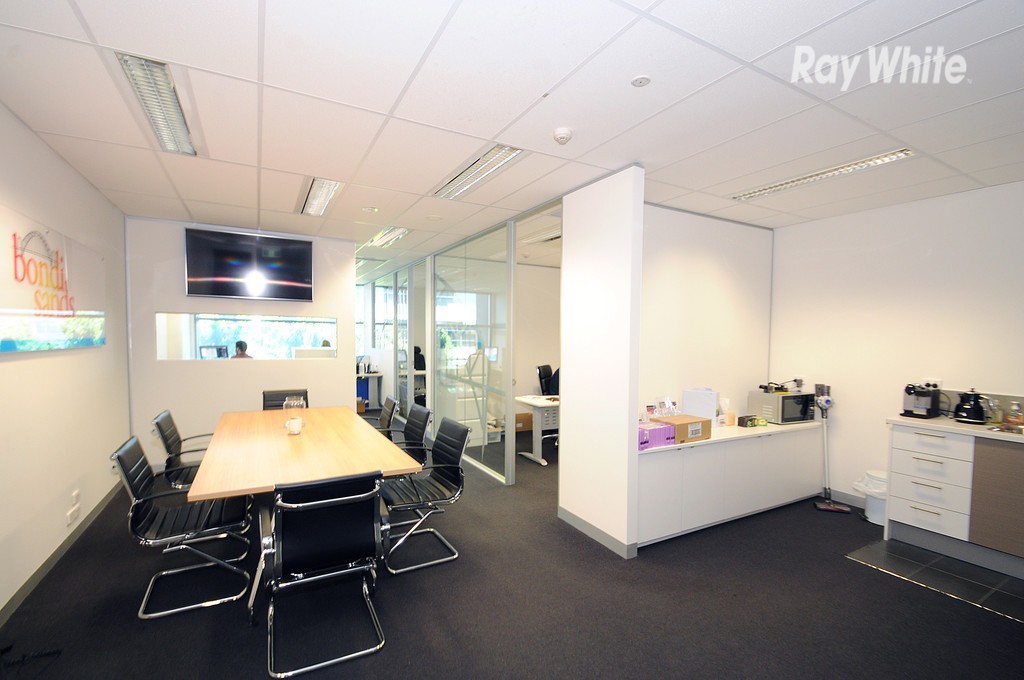 Suite 15/574 Plummer Street, Port Melbourne, VIC 3207