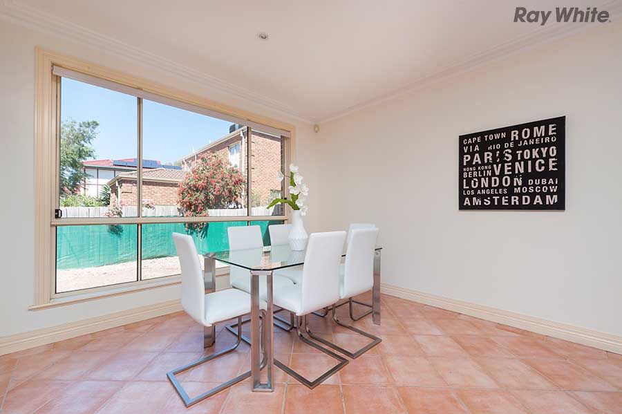 1/42 Chris Court, Sydenham, VIC 3037