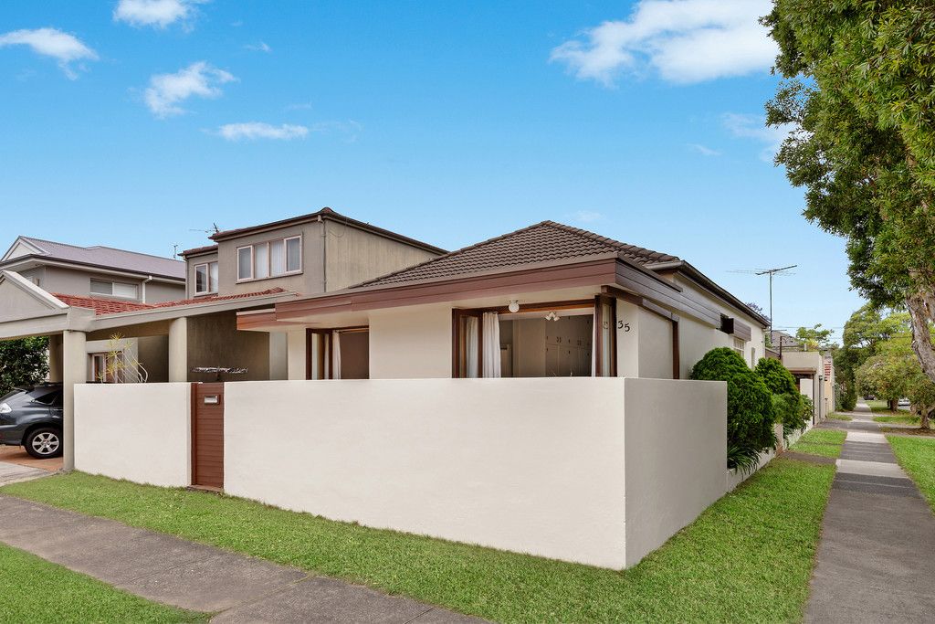 35 Gilgandra Road, North Bondi NSW 2026