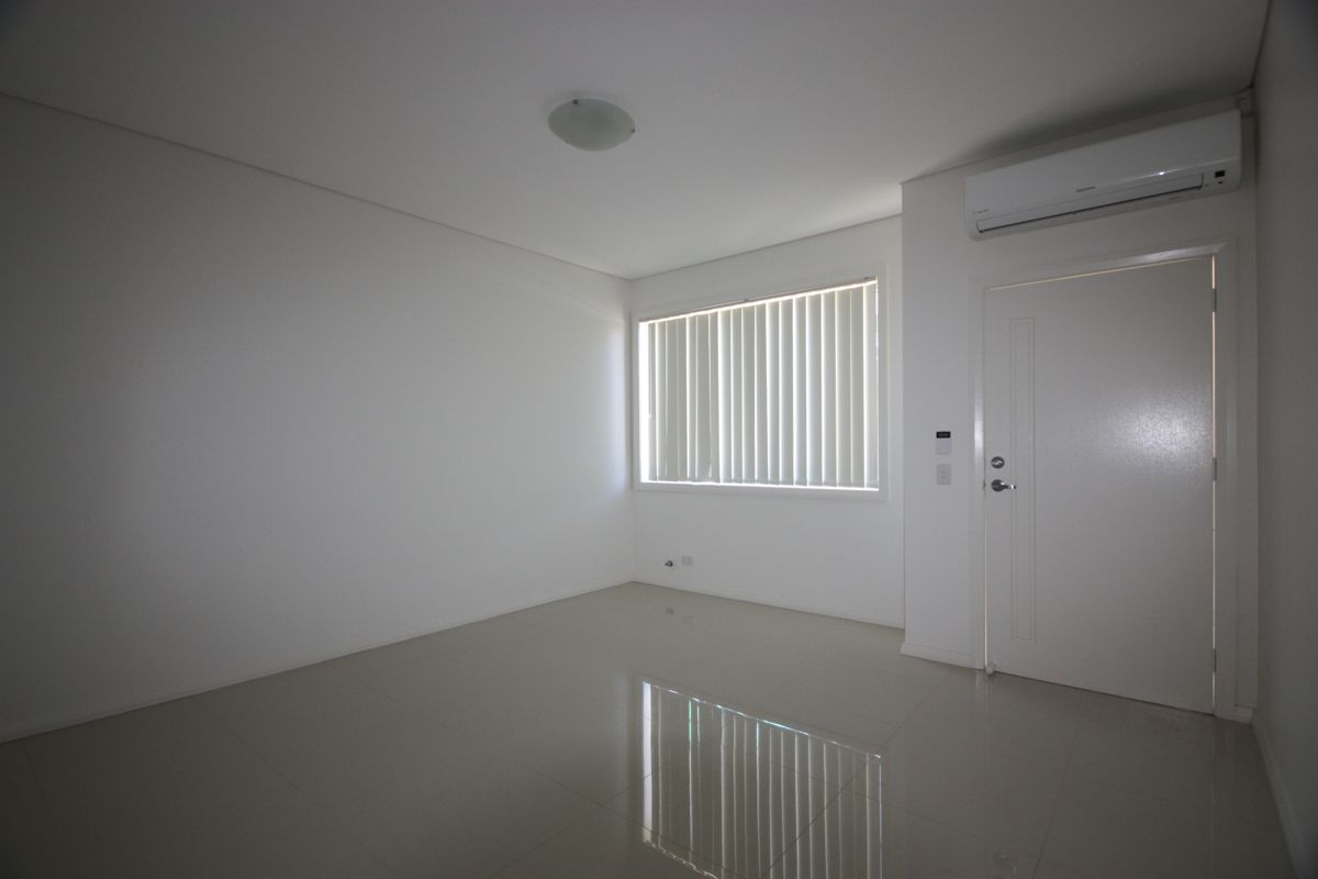 22/221A Waterworth Drive, Mount Annan, NSW 2567