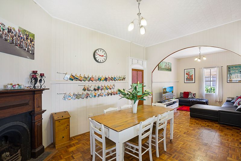 8 Peardon Street, South Toowoomba, QLD 4350