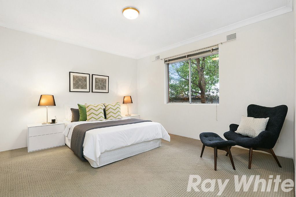 29 Riverside Crescent, Marrickville NSW 2204
