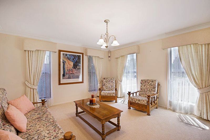 19 Calypso Crescent, Middle Ridge, QLD 4350