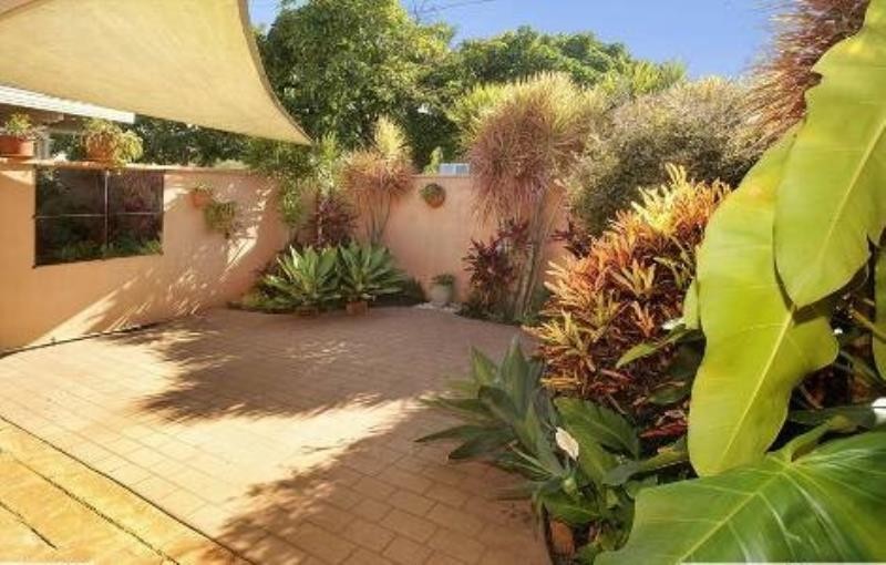 2/10 Osbourne Street, Scarborough, QLD 4020