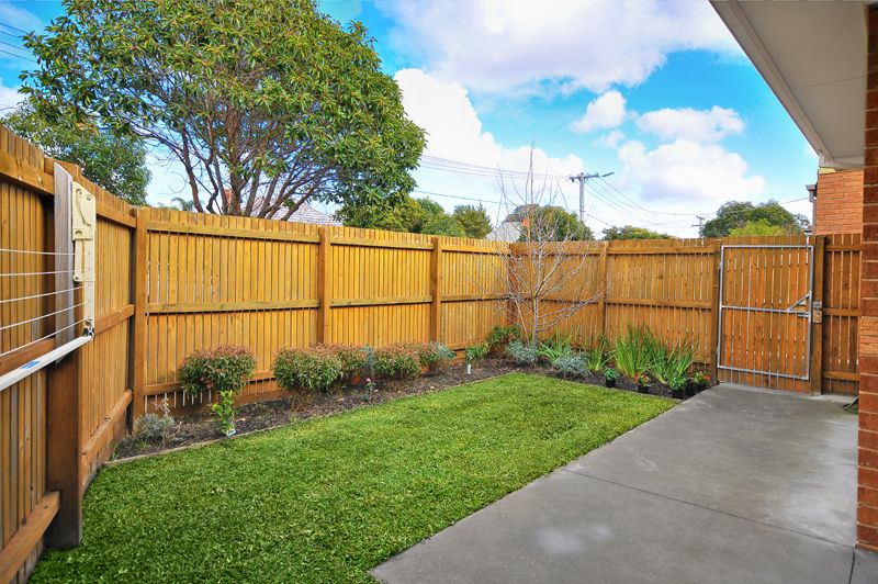 1/8 Beena Avenue, Carnegie, VIC 3163