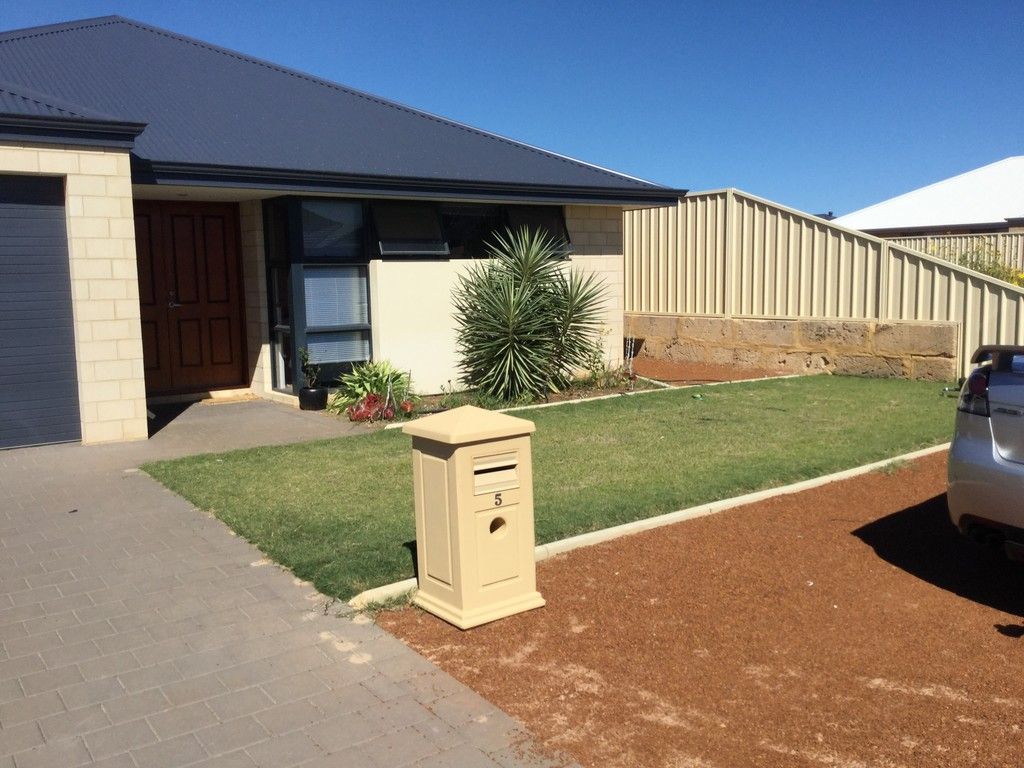 5 Waterwitch Outlook, Wandina, WA 6530