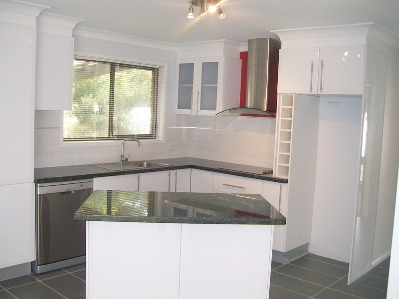 2/3 Nicholi Crescent, WAGGA WAGGA, NSW 2650