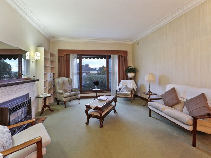 16 Wyuna Parade, Belmont, VIC 3216