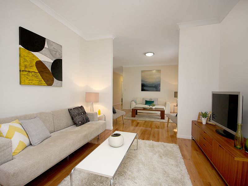 3 Hawk Place, Sinnamon Park QLD 4073