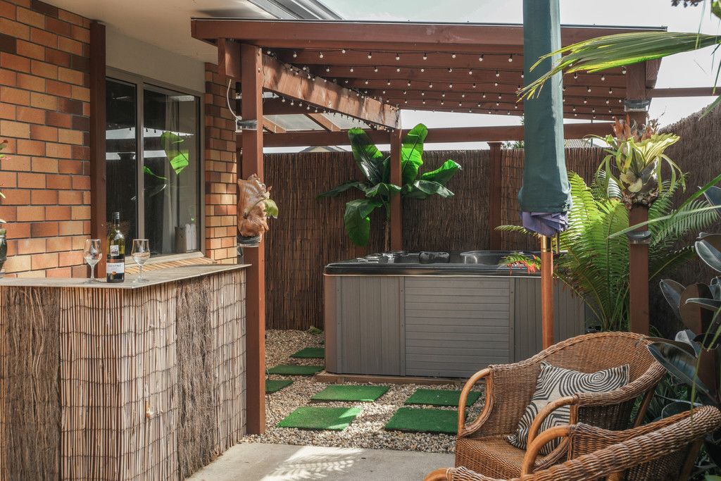 39 Donegal Park Drive, Flat Bush, Manukau City