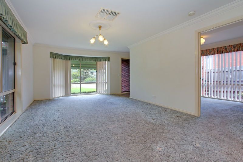 102 Ninth Avenue, ROSEBUD, VIC 3939