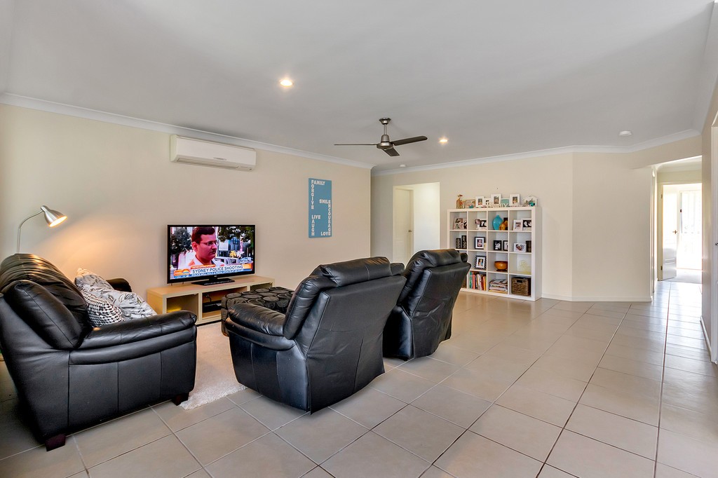 33 Tranquillity Circle, Brassall, QLD 4305