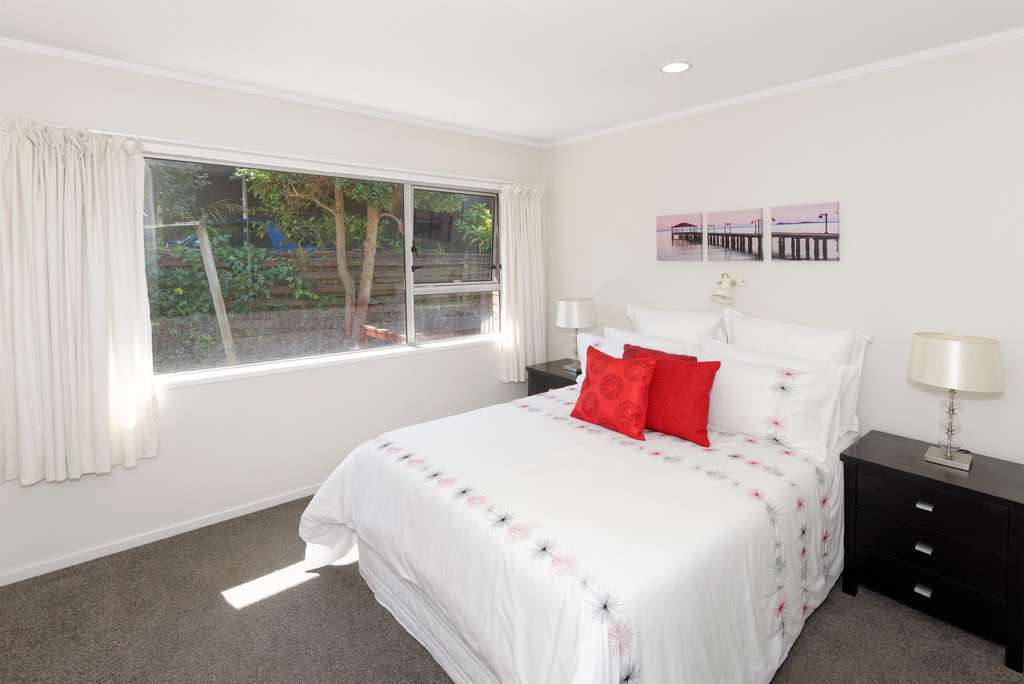 2B Baden Powell Place photo 2