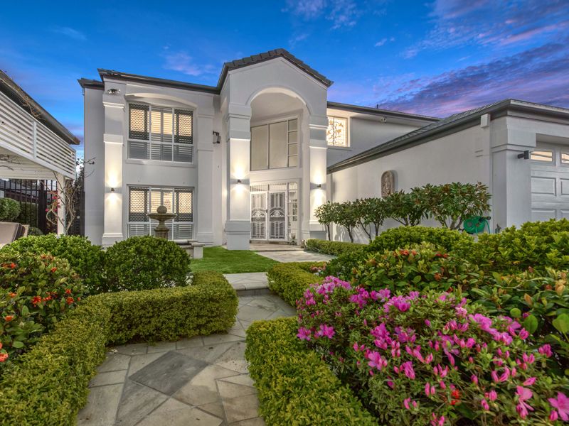 6 Montalcino Place, Bridgeman Downs, QLD 4035