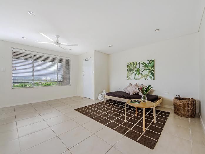 2/23 Tweed Street, Coolangatta, QLD 4225