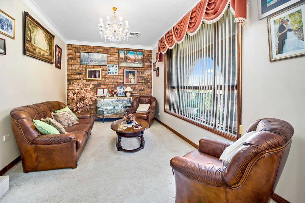 12 Wagstaff Street, Edensor Park, NSW 2176