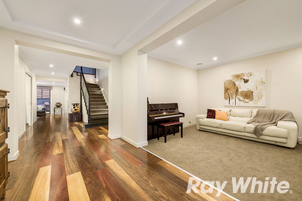 16 Gravillia Grove, Wantirna South, VIC 3152