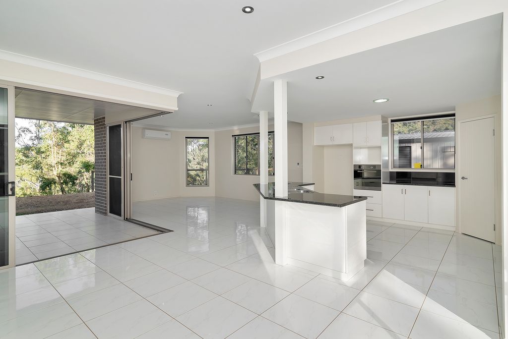 64 Scenic Drive, Silver Ridge, QLD 4352