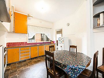 23 Heather Grove, Cheltenham, VIC 3192