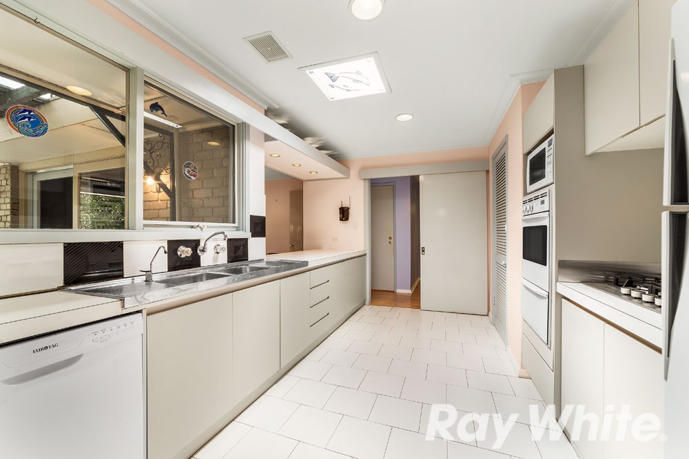 15 Ballandry Crescent, Greensborough, VIC 3088