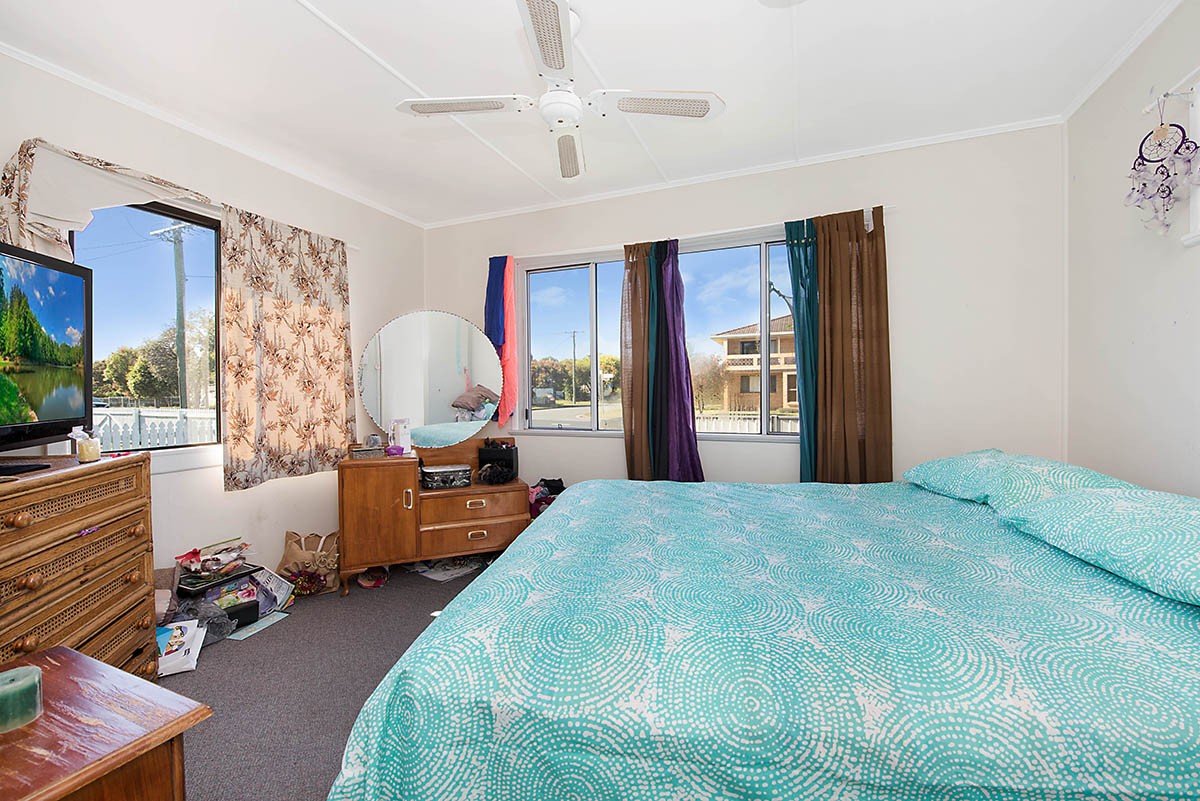 5 Burke Street, Golden Beach, QLD 4551
