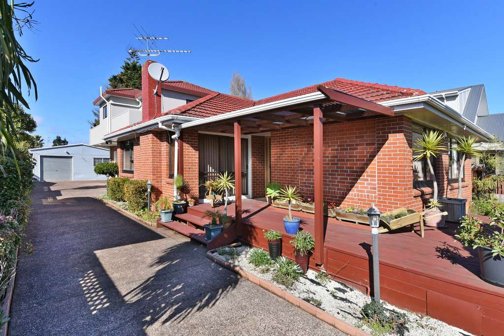 25 Favona Road photo 0