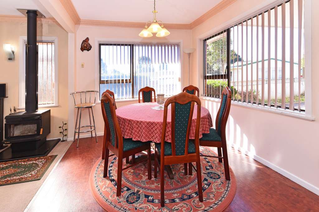 25 Favona Road photo 7