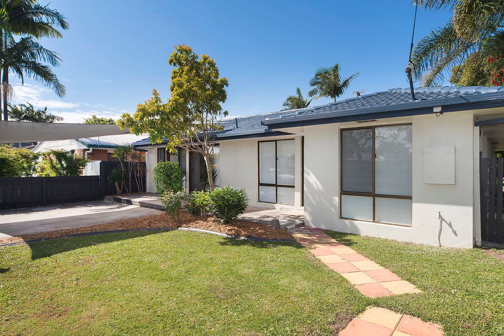 29 Clifton Street, Biggera Waters QLD 4216