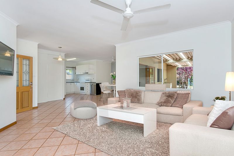 29 Majestic Street, Kamerunga, QLD 4870