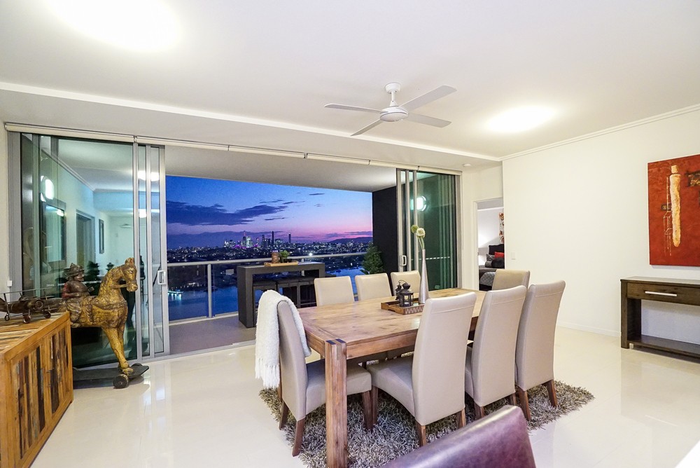 11906/8 Harbour Road, Hamilton, QLD 4007