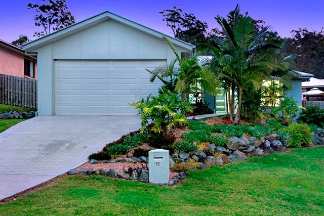 15 Saltwater Boulevard, Oxenford, QLD 4210