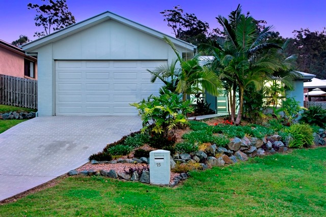 15 Saltwater Boulevard, Oxenford, QLD 4210