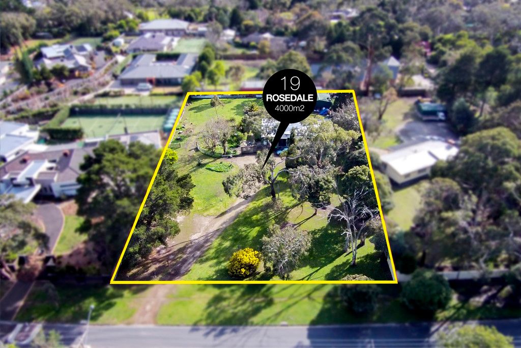 19 Rosedale Grove, Frankston South VIC 3199