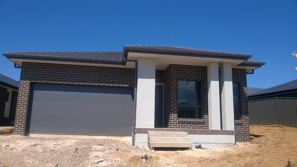 4 Juliana Street, JORDAN SPRINGS, NSW 2747