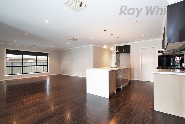 4 Pearce Way, Craigieburn, VIC 3064