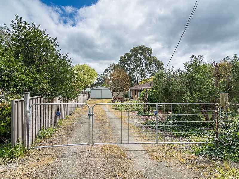 20 Victoria Road, Mount Barker, SA 5251