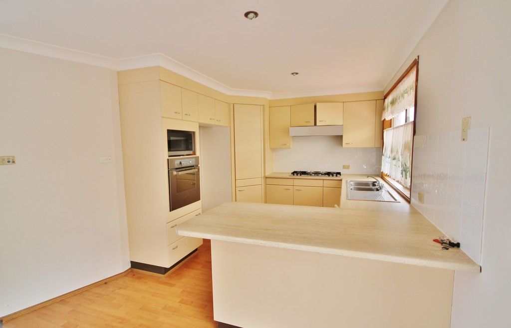 137 Edwards Street, Young, NSW 2594