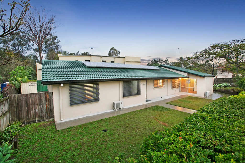 66 Granadilla Street, Macgregor, QLD 4109