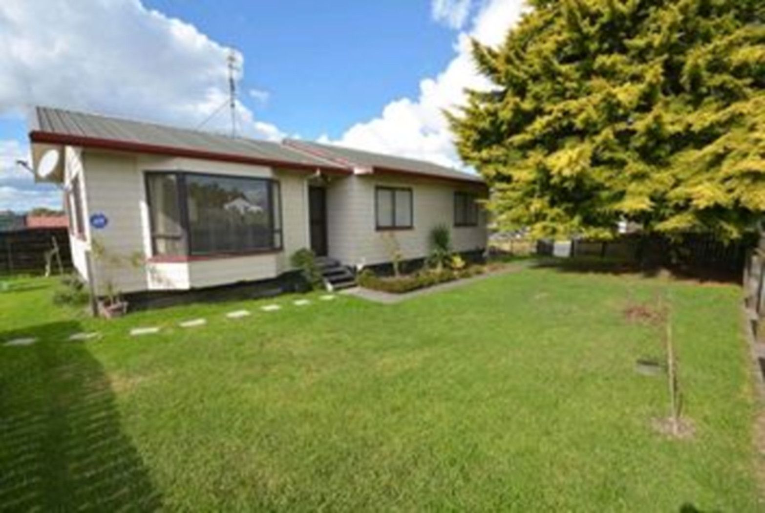 82A Shifnal Drive, Manurewa, Manukau City