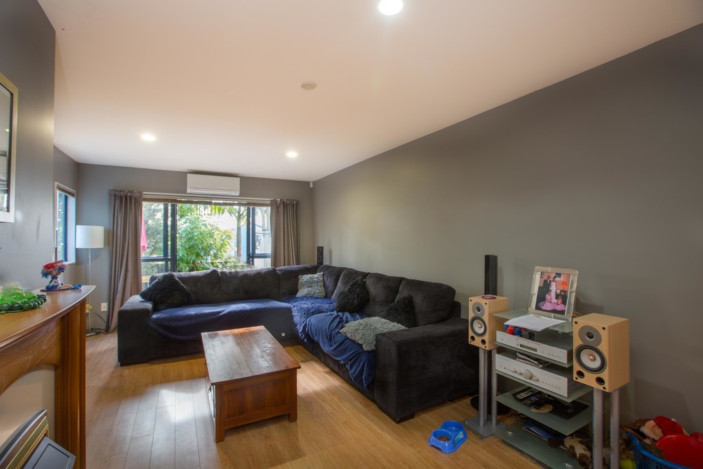 2/42A Park Avenue, Papatoetoe, Manukau City