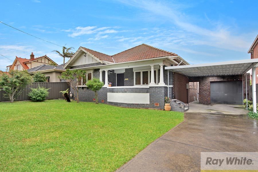 70 Beronga Avenue, Hurstville NSW 2220