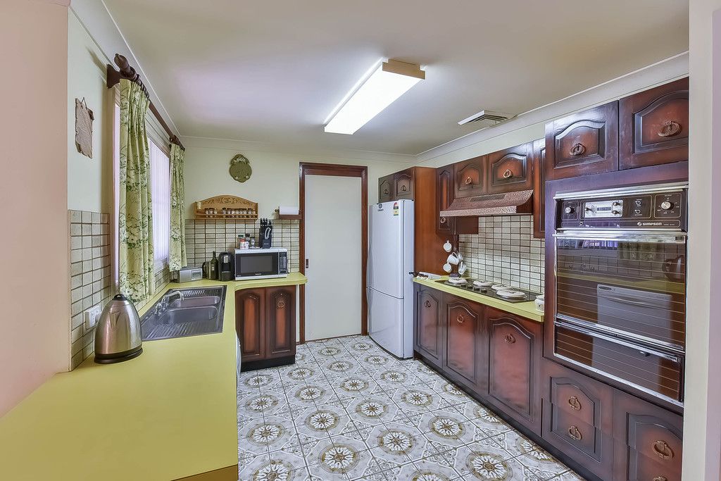 3 Cox Place, Ingleburn, NSW 2565