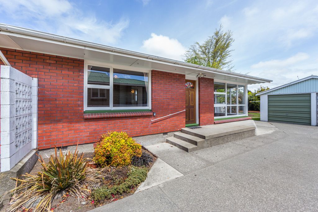 2/381 Main North Road, Redwood, Christchurch City