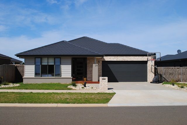 21 Heazlewood Road, WARRNAMBOOL, VIC 3280