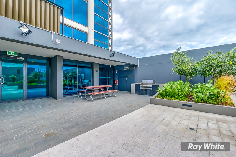 805/1 point park Crescent, Docklands, VIC 3008