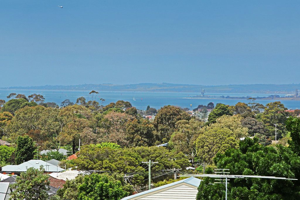 4 Murray Street, Hamlyn Heights, VIC 3215