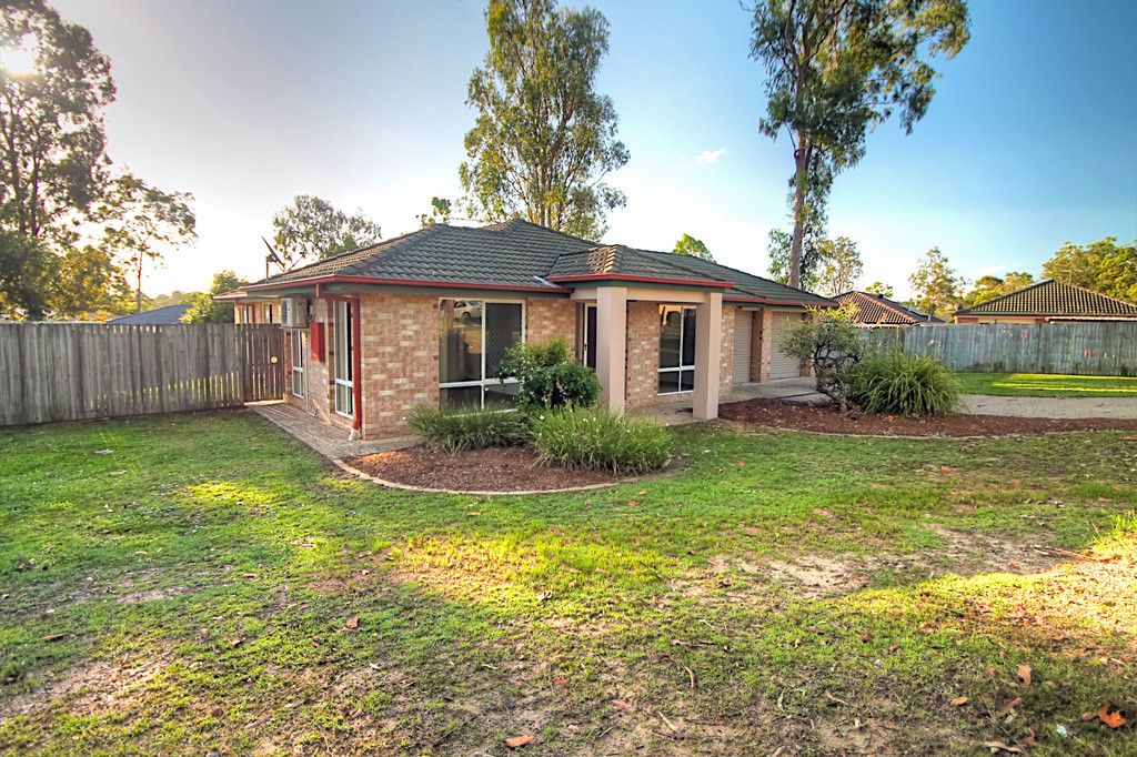 3 Benarkin Street, Forest Lake, QLD 4078