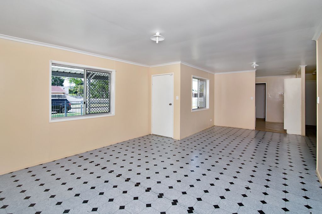 8 June Court, Ellen Grove, QLD 4078